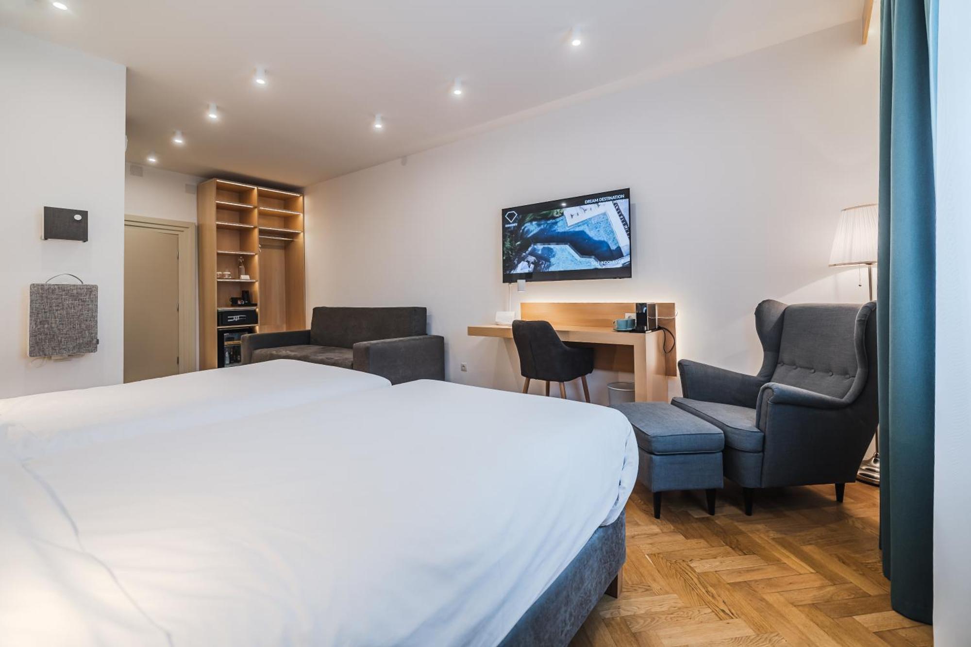 Hotel Casa Luxemburg- Newly Renovated Сибиу Екстериор снимка