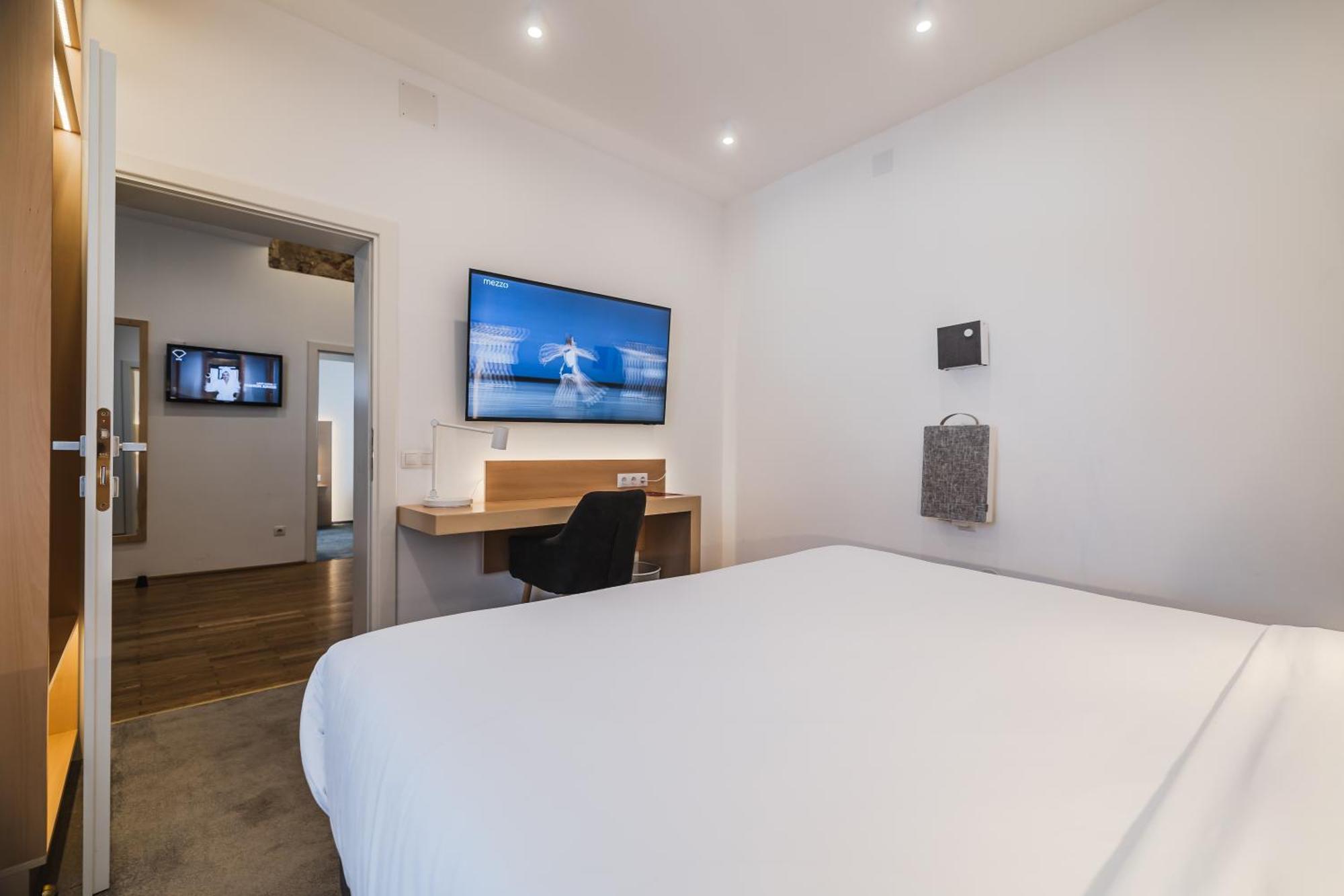 Hotel Casa Luxemburg- Newly Renovated Сибиу Екстериор снимка